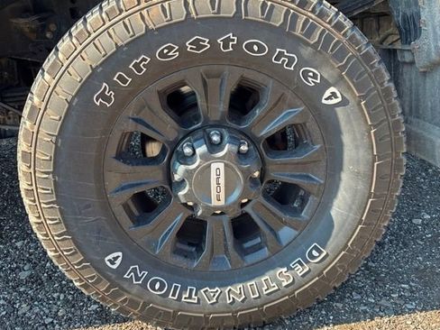 Used 2022 Ford F350 Lariat w/ Tremor Off-Road Package AWD/4WD image 6