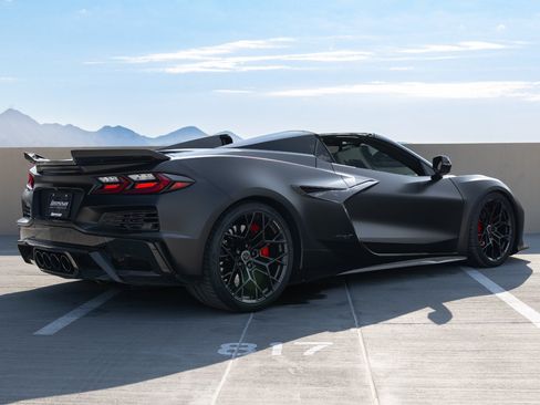 Used 2026 Chevrolet Corvette ZR1 w/ Stealth Interior Trim Package RWD image 10