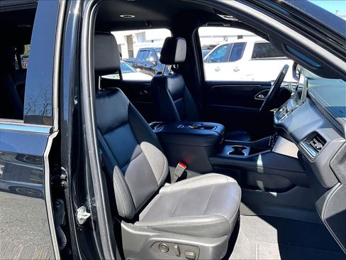 Used 2024 Chevrolet Tahoe LT AWD/4WD image 11