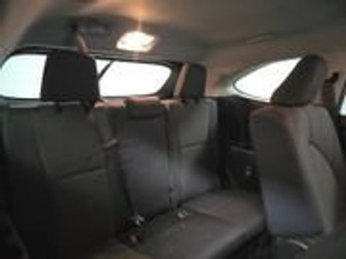 Used 2022 Toyota Highlander L FWD image 14
