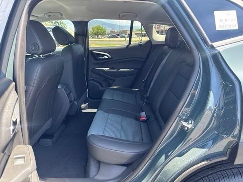 New 2026 Chevrolet Trax LT w/ LT Convenience Package FWD image 15