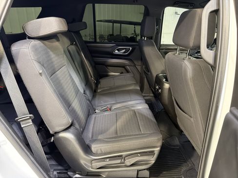 Used 2023 Chevrolet Tahoe LS image 12