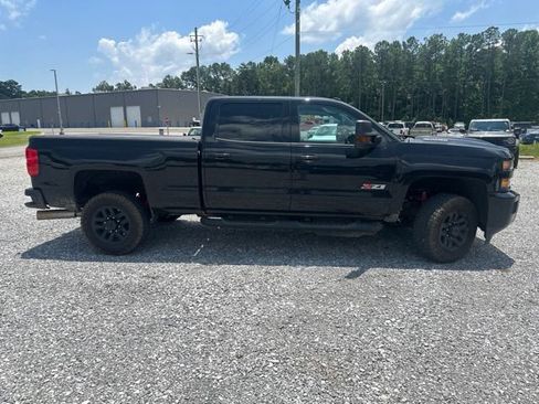 Used 2018 Chevrolet Silverado 2500 LTZ w/ Duramax Plus Package AWD/4WD image 3
