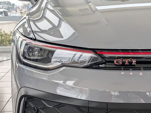 New 2026 Volkswagen GTI SE FWD image 11