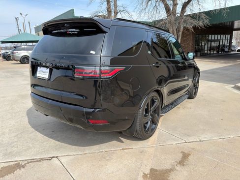 Certified 2024 Land Rover Discovery Dynamic SE image 5