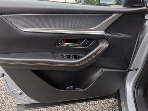 Used 2024 MAZDA CX-90 Plug-In Hybrid w/ Premium Plus image 9