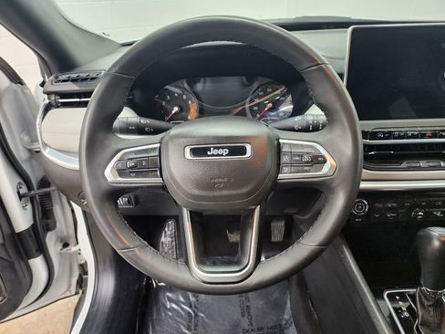 Used 2023 Jeep Compass Limited AWD/4WD image 14