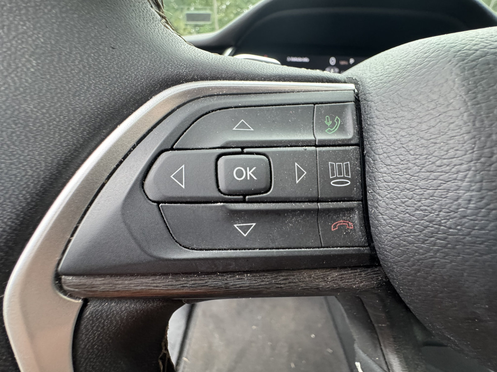 Used 2024 Jeep Grand Cherokee Limited 4xe AWD/4WD image 33