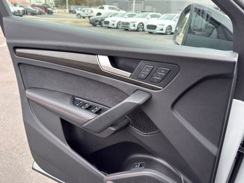Certified 2024 Audi SQ5 Premium Plus image 17