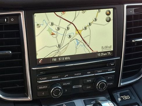 Used 2014 Porsche Panamera GTS image 24