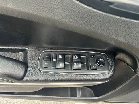 Used 2021 Chrysler 300 S RWD image 19