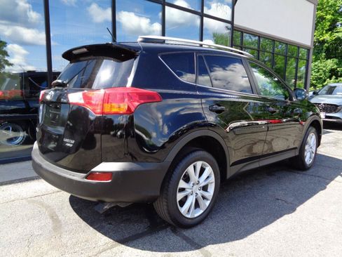 Used 2015 Toyota RAV4 Limited w/ Technology Package AWD/4WD image 3