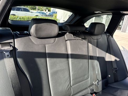 Used 2018 BMW 330i xDrive Wagon image 48