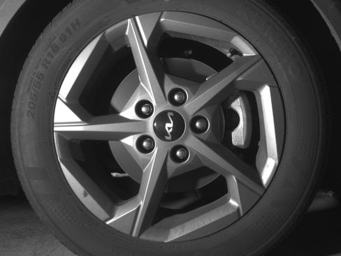 Used 2025 Kia K4 LXS FWD image 13