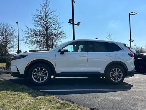 Used 2023 Honda CR-V EX-L image 5