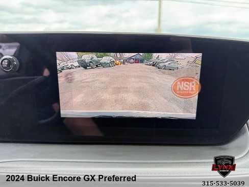 Used 2024 Buick Encore GX Preferred AWD/4WD image 14