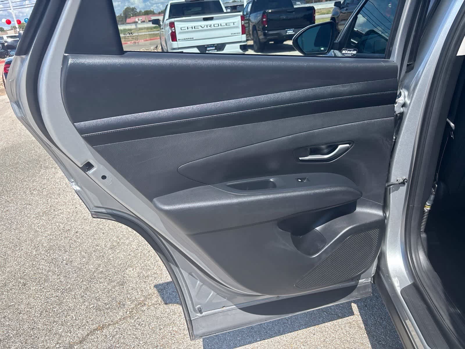 Used 2025 Hyundai Tucson SEL FWD image 15