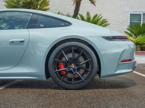 Used 2025 Porsche 911 Carrera S image 25