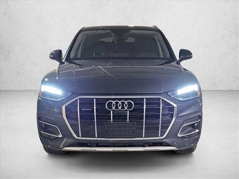 Used 2021 Audi Q5 Premium Plus w/ Premium Plus Package image 2