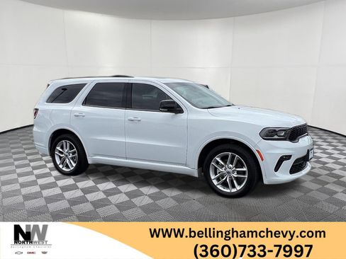 Used 2023 Dodge Durango GT RWD image 1