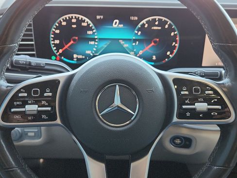 Used 2020 Mercedes-Benz GLE 350 4MATIC w/ Premium Package image 24