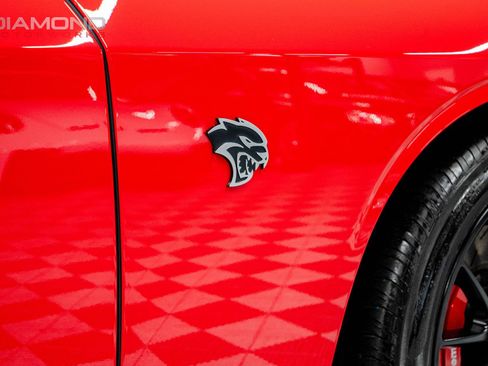 Used 2015 Dodge Challenger SRT Hellcat RWD image 65