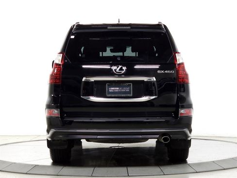 Certified 2022 Lexus GX 460 Luxury w/ Sport Design Package image 7