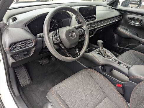 Used 2024 Honda HR-V Sport image 16