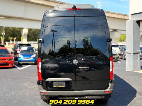 Used 2019 Mercedes-Benz Sprinter 2500 image 6