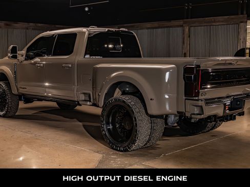 Used 2026 Ford F450 Platinum w/ Platinum Plus Package AWD/4WD image 7