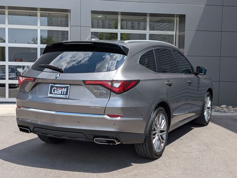 Used 2022 Acura MDX SH-AWD w/ Advance Package image 5