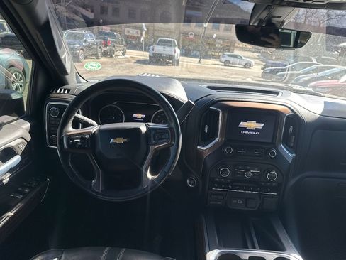 Used 2020 Chevrolet Silverado 3500 High Country image 10