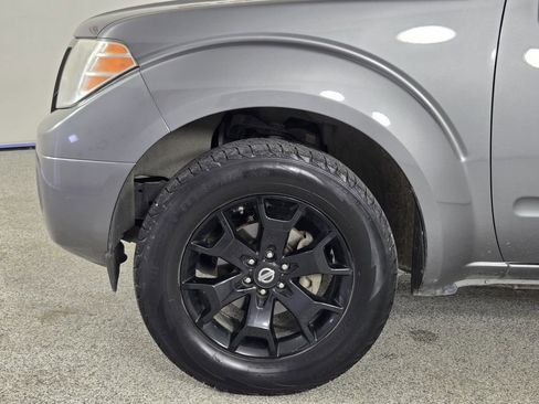 Used 2019 Nissan Frontier SV w/ Value Truck Package RWD image 8