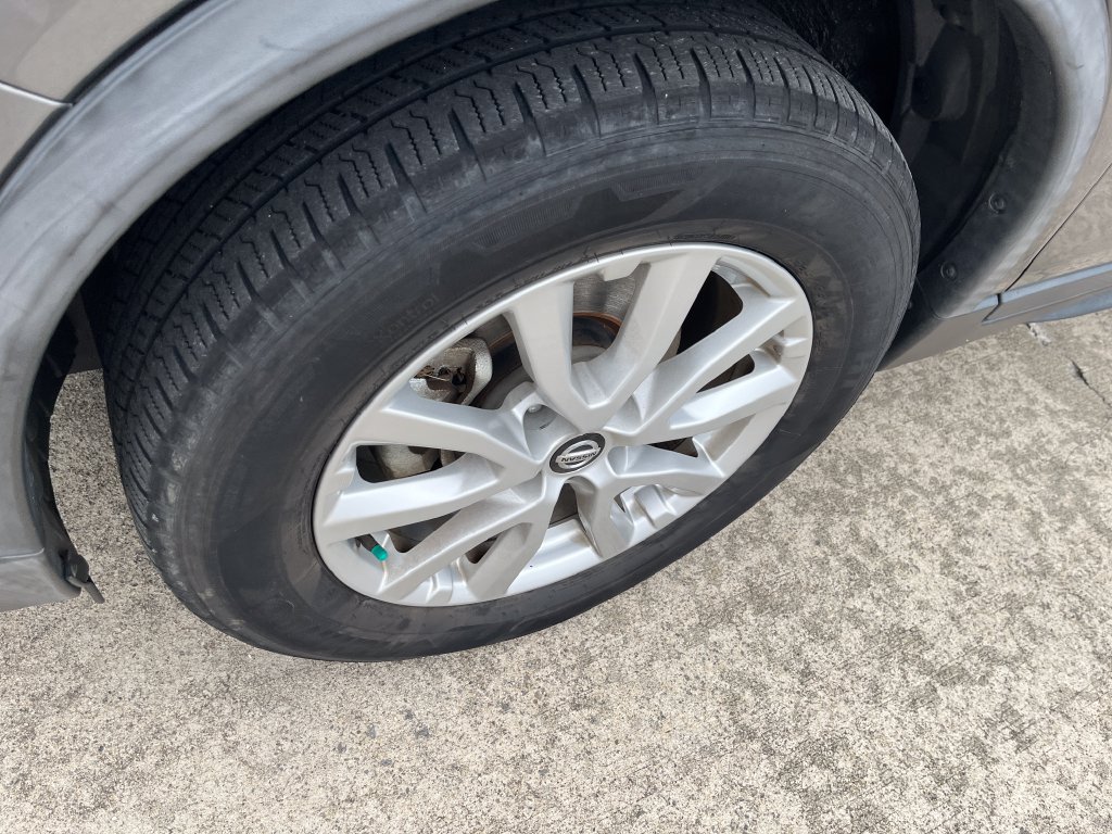 Used 2019 Nissan Rogue SV AWD/4WD image 9