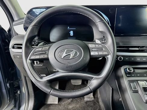 Used 2025 Hyundai Palisade SEL FWD image 12