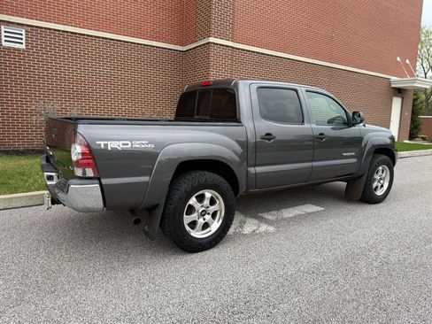 Used 2013 Toyota Tacoma 4x4 Double Cab w/ TRD Off-Road Pkg image 15