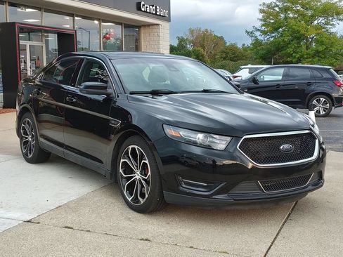 Used 2016 Ford Taurus SHO w/ Equipment Group 401A AWD/4WD image 3