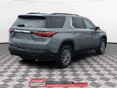 Used 2023 Chevrolet Traverse LT image 4