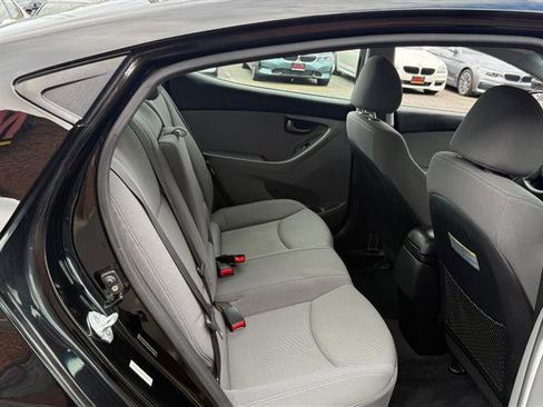 Used 2015 Hyundai Elantra SE w/ Option Group 02 image 12