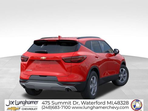 New 2026 Chevrolet Blazer LT w/ Convenience Package FWD image 4