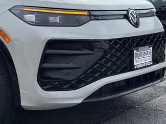 New 2026 Volkswagen Tiguan SE R-Line video 2