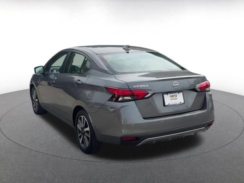 Used 2025 Nissan Versa SV FWD image 10