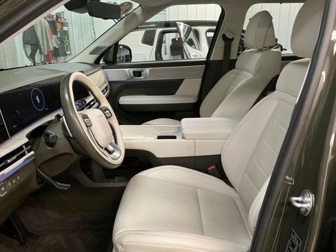 Certified 2025 Hyundai Santa Fe Calligraphy image 14