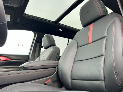 New 2026 Chevrolet Traverse RS w/ LPO, Floor Liner Package image 33