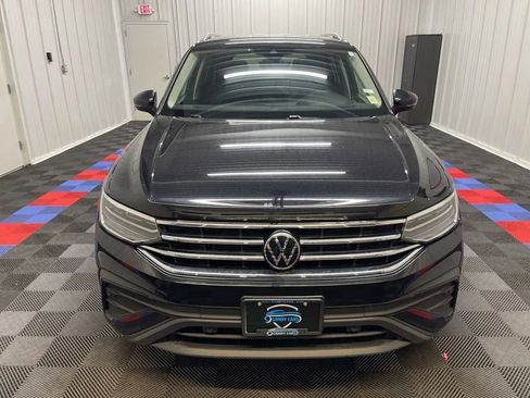 Used 2023 Volkswagen Tiguan SE AWD/4WD image 7