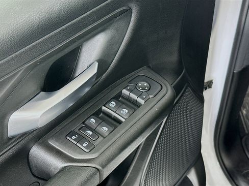 Used 2025 RAM 1500 Tradesman image 15