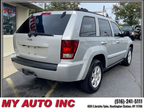 Used 2010 Jeep Grand Cherokee Laredo image 4