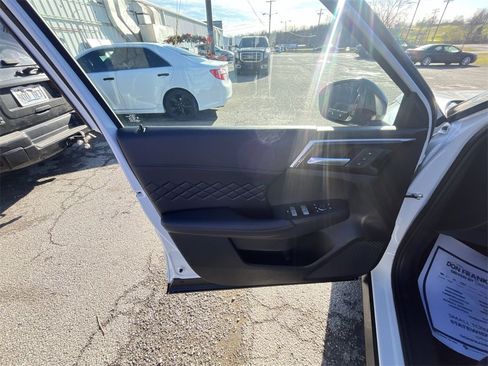 New 2025 Mitsubishi Outlander SEL Black Edition image 13