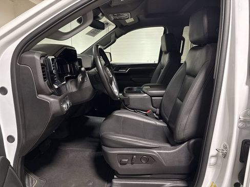 Used 2024 GMC Sierra 1500 SLT AWD/4WD image 19