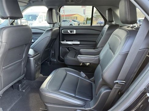 Certified 2023 Ford Explorer XLT w/ Equipment Group 202A image 9